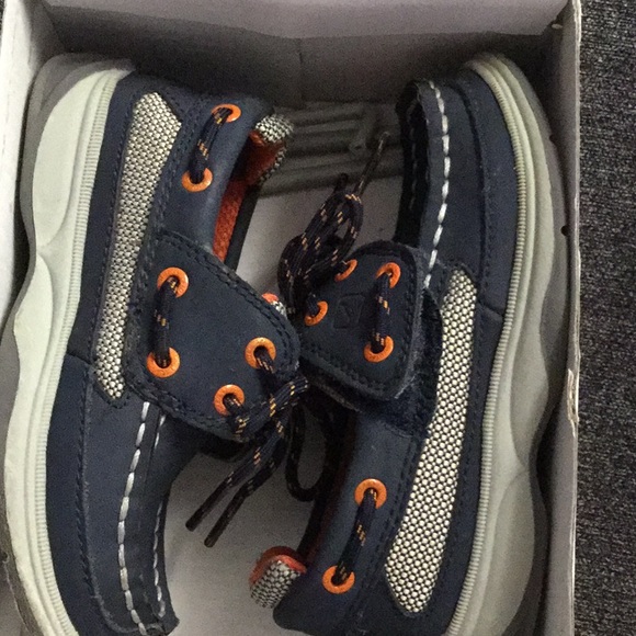 Sperry shoes - Picture 3 of 3